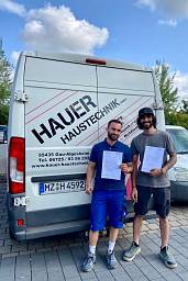 Wir gratulieren zur bestandenen Abschluss-Prüfung SHK und freuen uns euch in unserem Team zu haben  © Hauer Haustechnik GmbH